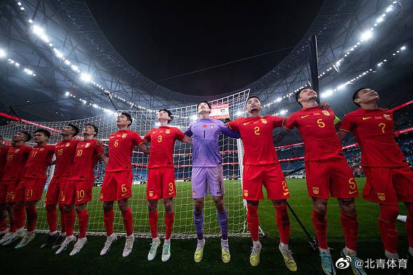 国产大尺度吃奶无遮无挡网